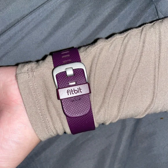 Fitbit - Picture 2 of 4